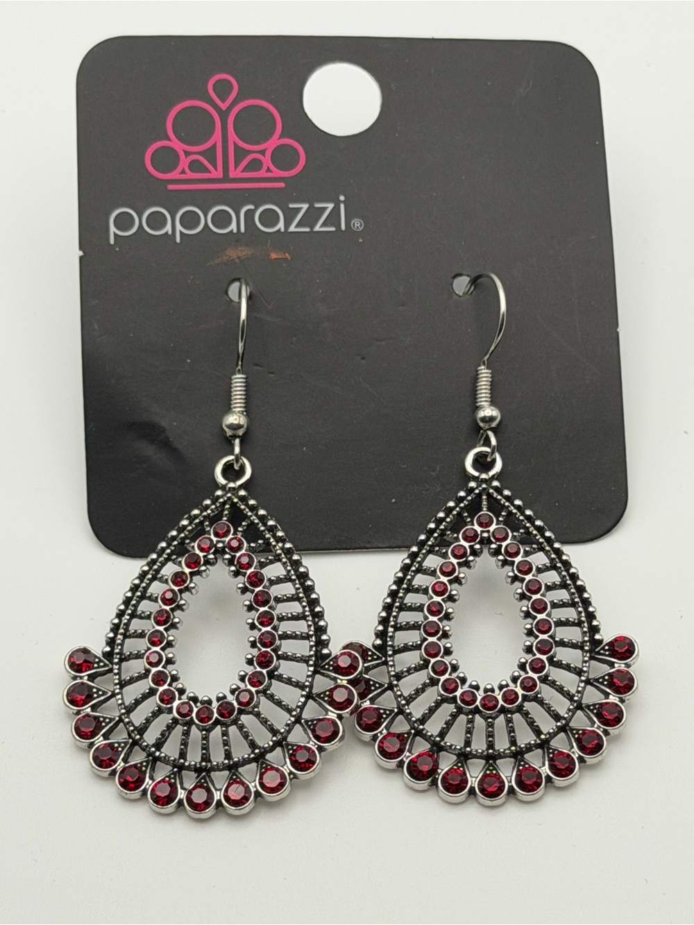 NWT Paparazzi Castle Collection Garnet Chandelier Teardrop Filigree Earrings